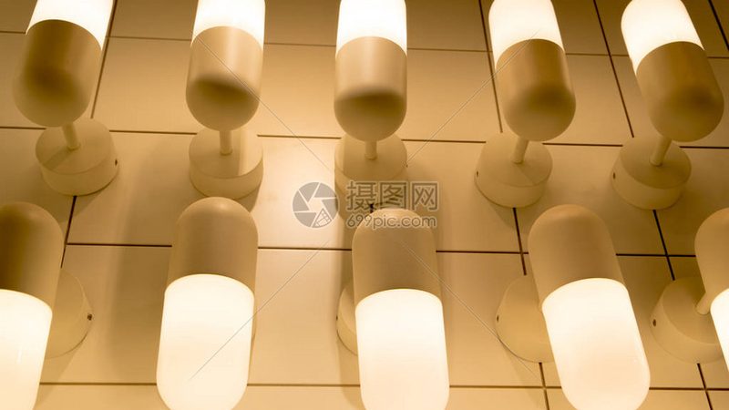 成都线条灯安装步骤图解：专业安装流程详解